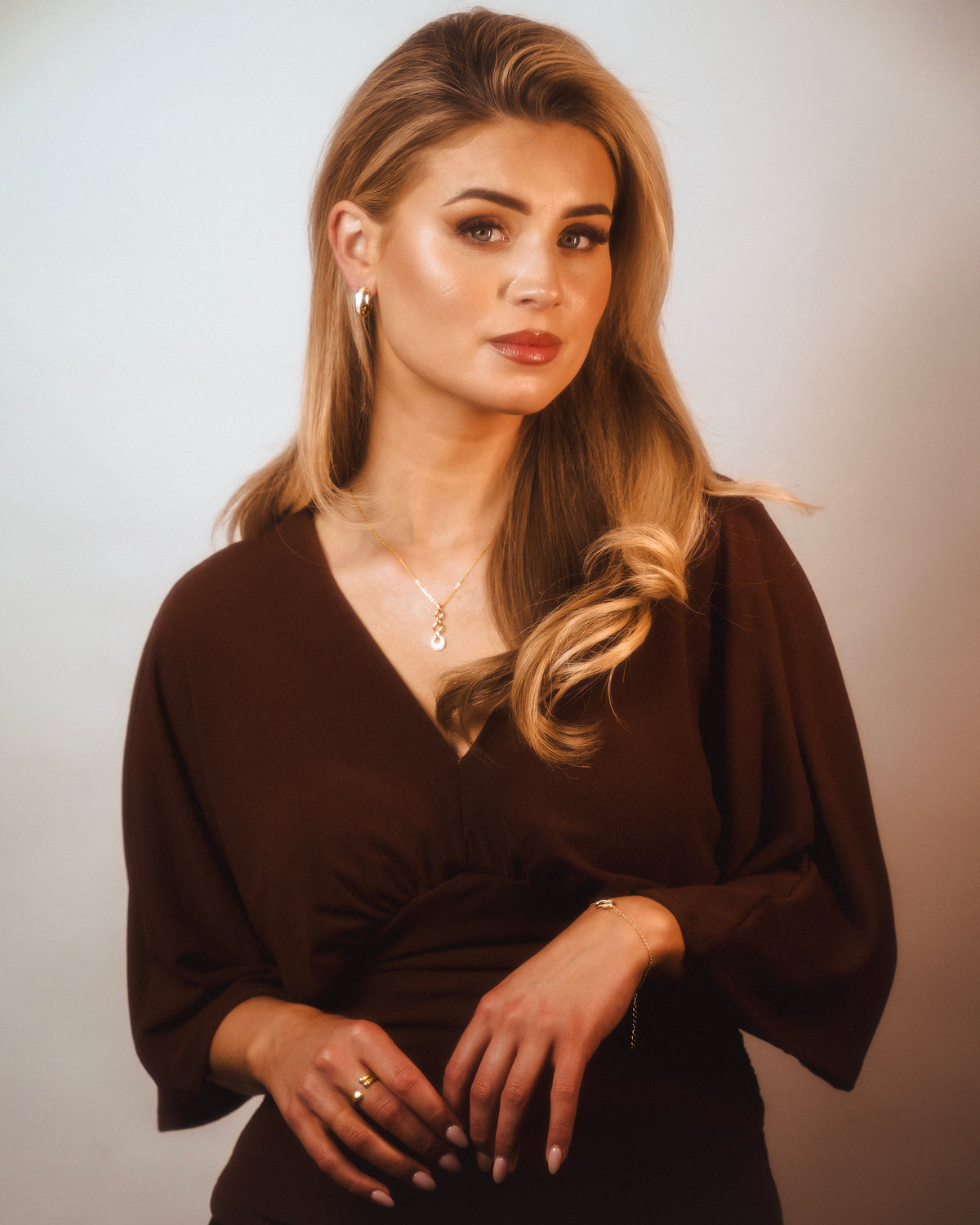 Goudkleurige Ketting met Schakelhanger – Subtiele Luxe