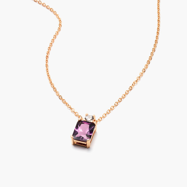 Goudkleurige Ketting met donker paarse Steen – Verfijnde Glamour